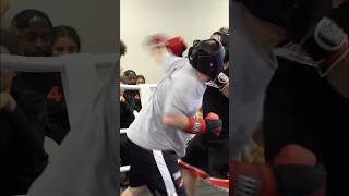 Opponent didn’t show, so a supporter decided to fight! #boxing #sparring #fighthighlights