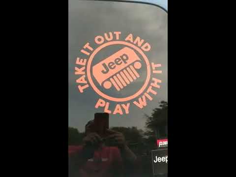 2006 Jeep Liberty 31x10.50x15's Maxxis Big Horns.