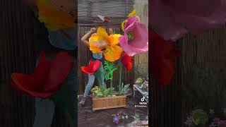 Oversized flowers Art #artshow  #springvibes