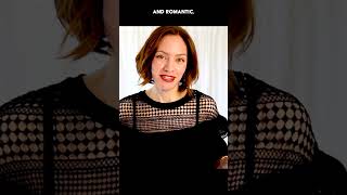 Best blouse shape for hiding tummy but looking flirty and stylish