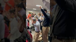 Gloria al Dios todopoderoso #jesus #biblia #laurendaigleworshipsongs #shorts #worship