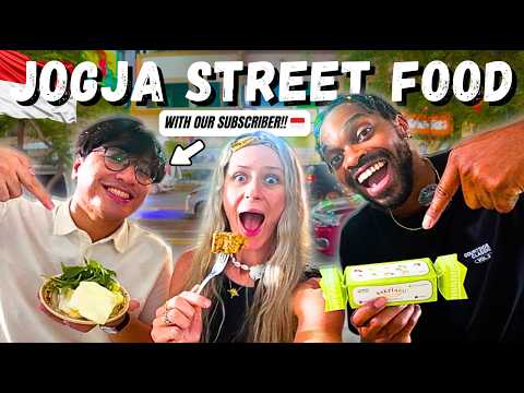 Our SUBSCRIBER Takes Us On A Yogyakarta Street Food Tour!! 🤩 🇮🇩