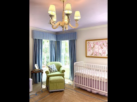 Chic Peek with AnnBlair Housefield