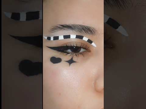 how to draw graphic eyeliner? #makeup #eyemakeup #makeupshorts #eyeliner #makeuptutorial