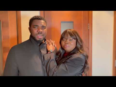 Merry Christmas & Happy New Year From The Omowumi Oyedele Show!