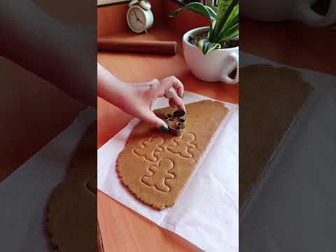 EGGLESS GINGERBREAD MAN COOKIES!! #food #easy  #christmascakerecipe #cookies #gingerbread #eggless