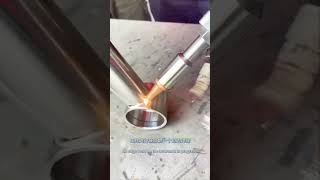 The handheld laser welding machine is a portable welding