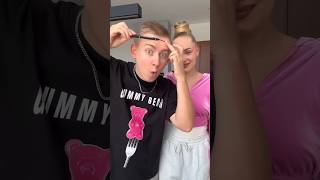 Man vs girl react magic marker 😄