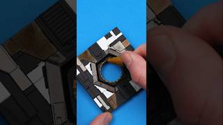 Painting a Sci-Fi panel with Metallic Markers from Gaahleri