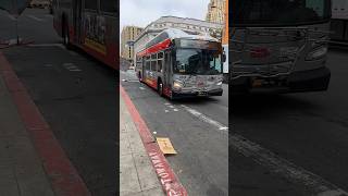 Getting on the MUNI bus in San Francisco 🚍