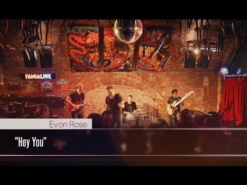 Evon Rose - "Hey You" - Live in Vienna