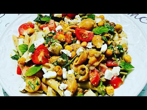 Pasta salad with lentil and lemon tahini dressing!