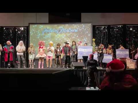 Holiday Matsuri Runway Contest judged by Jen Cohn