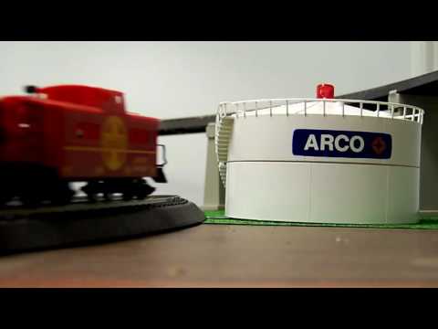 Oil Tank Beacon for HO Scale DCC Model Railroad Layout