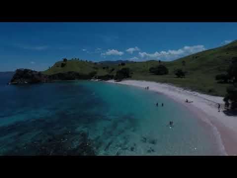 Danielle McKenzie // Travels to Labuan Bajo 2019