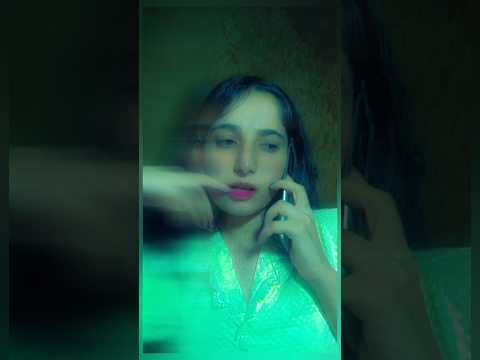 Blurry Cinematic Effect 📽️ | Self Portrait Ideas #shorts #selfportrait #villianarc