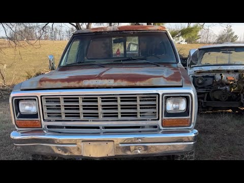 Abandoned!!!! 1986 Dodge W150 Power Ram W150 360 4 Speed Saved!? Overview, Plans, Project Name! 