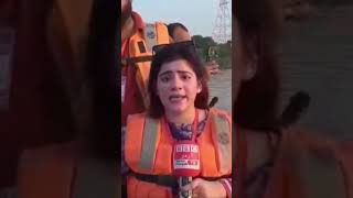 Mehrunisa funny reporting | Flood Advice | Punjab Flood situation | #shorts