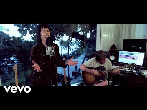 Mike Oldfield - Man On The Rocks (Acoustic Version)