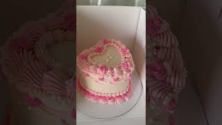Pink heart cake 💕 #pinkcake #caketok #lambethcake