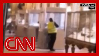 Suspects arrested over jewel theft from Louvre museum in Paris