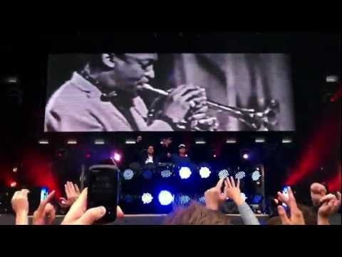 AN21 & Max Vangeli @ MidWest Music Festival 2011 (1-2)