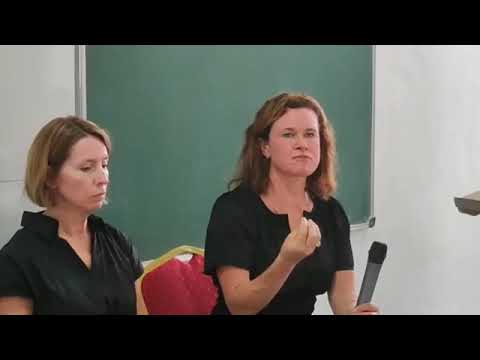 STUDENTS INTERACTION CLASS   HOLY GRACE B SCHOOL   BEST  MBA COLLEGE    U S CITIZENSHIP  CAMPUS LIFE