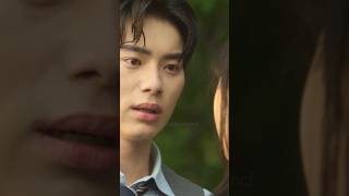 She confessed before leaving 🥹🥰 #shorts #kdrama #leechaemin #rohjeongeui #hierarchy