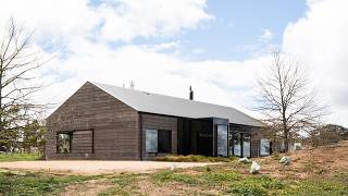 An Architect’s Own Off-Grid House That Blends Into the Rural Australian Landscape
