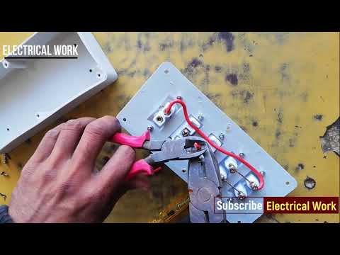 How To Control 1 Bulb Holder & 2 Sockets From 2 Switches