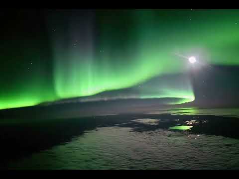 The stunning aurora above 30,000 feet in Alaska｜飛行在阿拉斯加上空偶遇美麗的極光#aurora #Alaska 