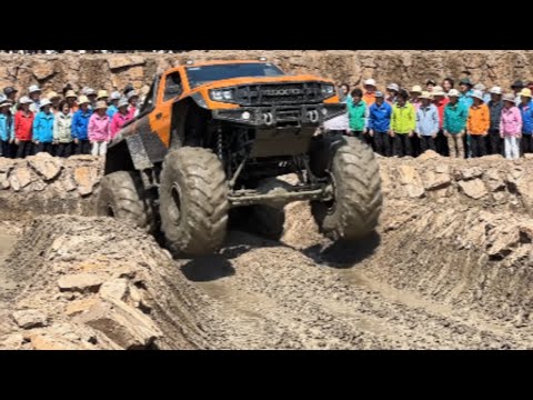 Power & Beauty – Best Trucks and Tractors Competition