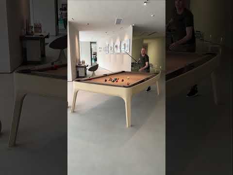 Vismara Dandy pool table.