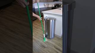 Trash can with automatic built in vacuum 👌 #shorts #subscribeandwin #amazonmusthaves