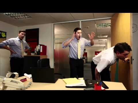 KIT KAT: How to keep a firm grasp on your collegues