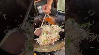 Singapuri chowmein for just 130rs /- 😋 #shorts #delhistreetfood