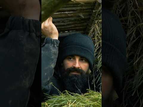 Building survival shelter in Zombies Apocalypse! #shorts