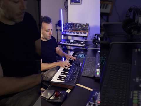 Synth jam! #musicproducer #synthwave #synth #synthpop #musician