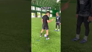 CR7 Scissors Tutorial 🇵🇹⚽️#football#footballskills #soccer #soccerskills #cr7