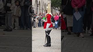 CHANGING THE GUARD #KINGSGUARD