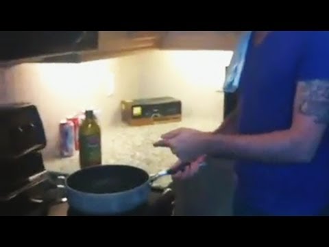 How To Cook With Your Asian Friend (Piques) ft. Esa Fungtastic