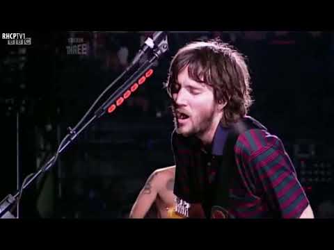 IS THIS ONE OF THE GREATEST GIG INTROS OF ALL TIME!?