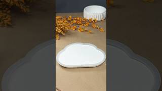 Pouring creativity into every mold ✨ #DIYArt #ResinPour #CreativeFlow #HandmadeDecor #gypsum