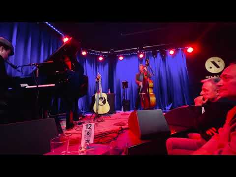 “Contender” - Michael McDermott @ Hey Nonny RARE LIVE