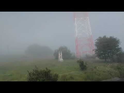Chachapa con neblina