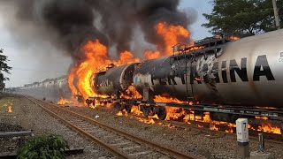 GERBONG TANGKI TERBAKAR, KERETA API ANJLOK ‼️ KECELAKAAN KERETA API DAN EVAKUASI  #keretaapi