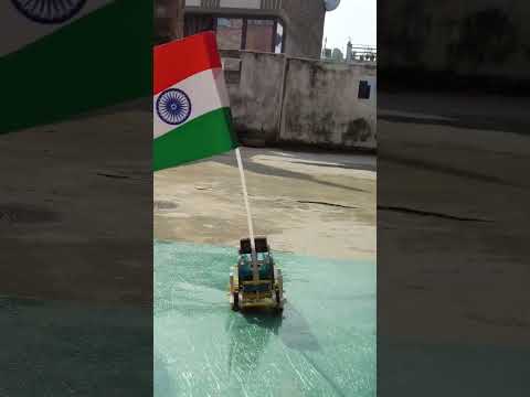 solar car with भारतीय FLAG