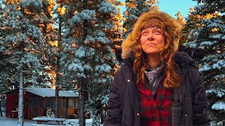 Could You Live ONE YEAR ALONE Off The Grid?