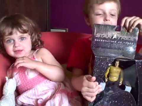 Captain Kirk and Command Chair Action Figure