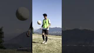 Juggling vibes 🎭🔥#Juggling #Talent #Skills #Focus#Reels #Viral #Trending #Art #viralvideo #football